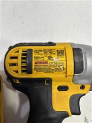 DEWALT DCF885 W/BATTERY